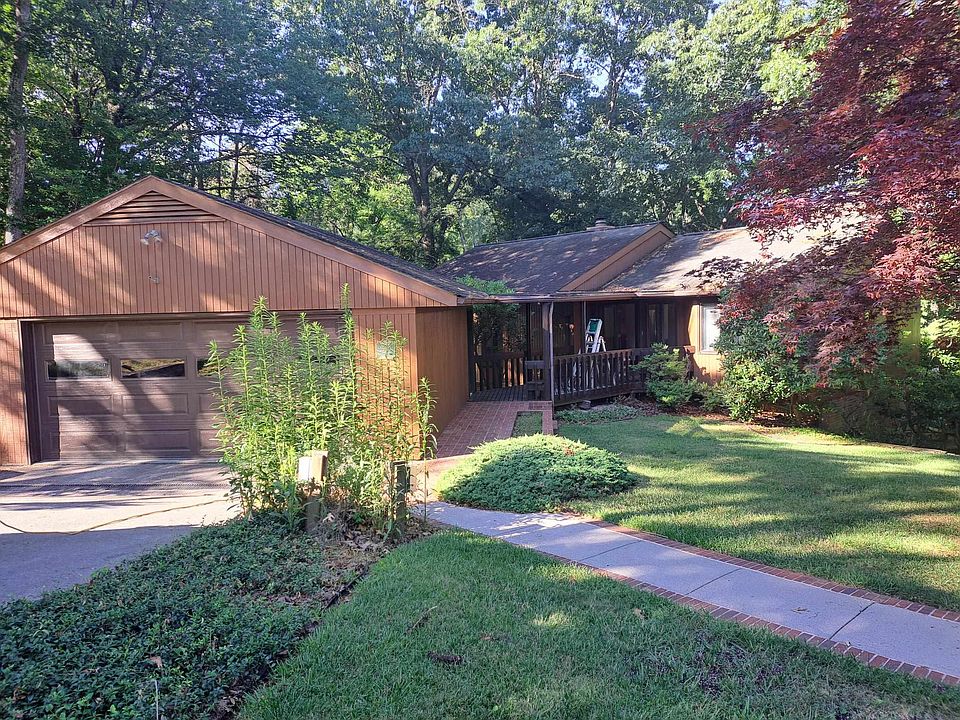 1st image of 1500 Carlson Dr