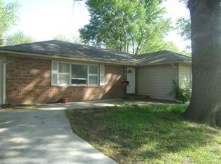 110 SE 6th St, Lees Summit, MO 64063