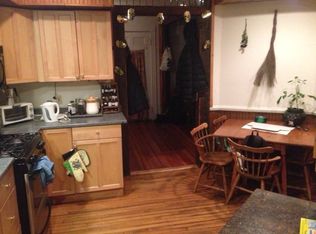 82 Russell St, Hadley, MA 01035