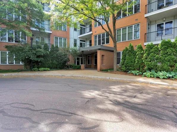 370 Farrell Street #216, South Burlington, VT 05403