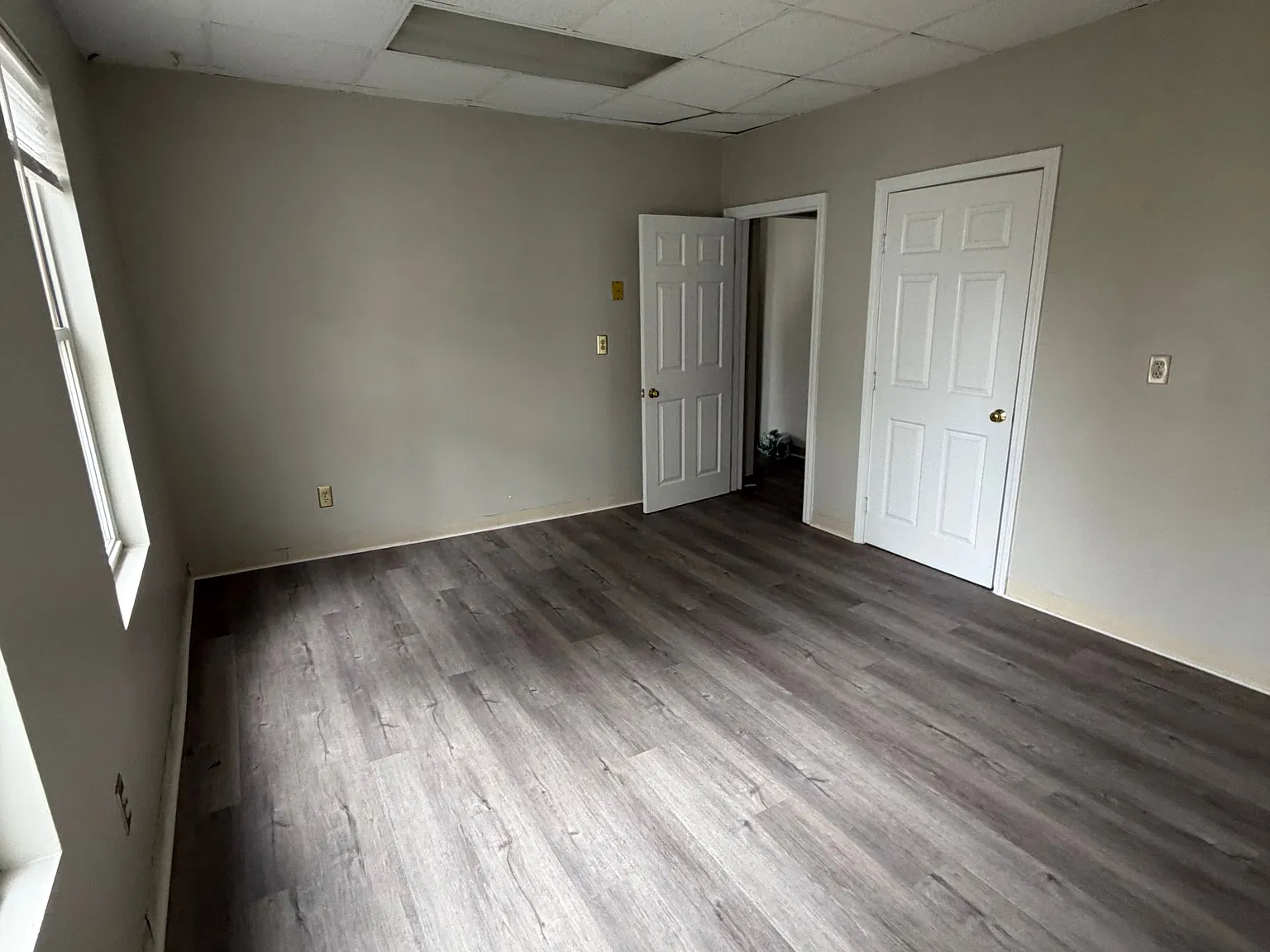 2 bed, 1000 sqft, $1,800 — Photo 4
