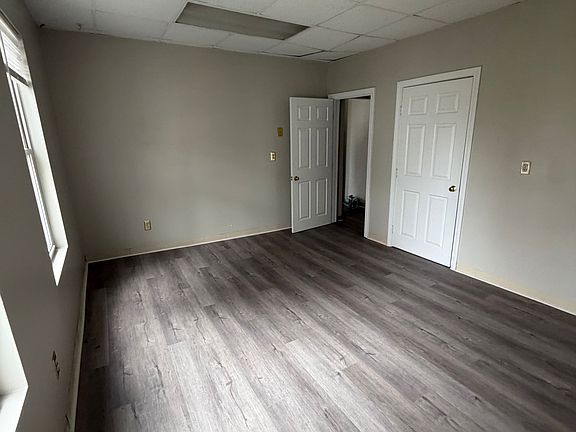 4th image of 93 Harvard St APT 3