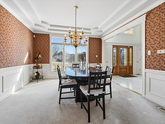 3rd image of 3303 Scottsdale Ct
