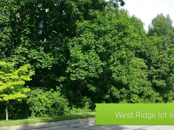 789 Grafton Hills Dr, Grafton, IL 62037