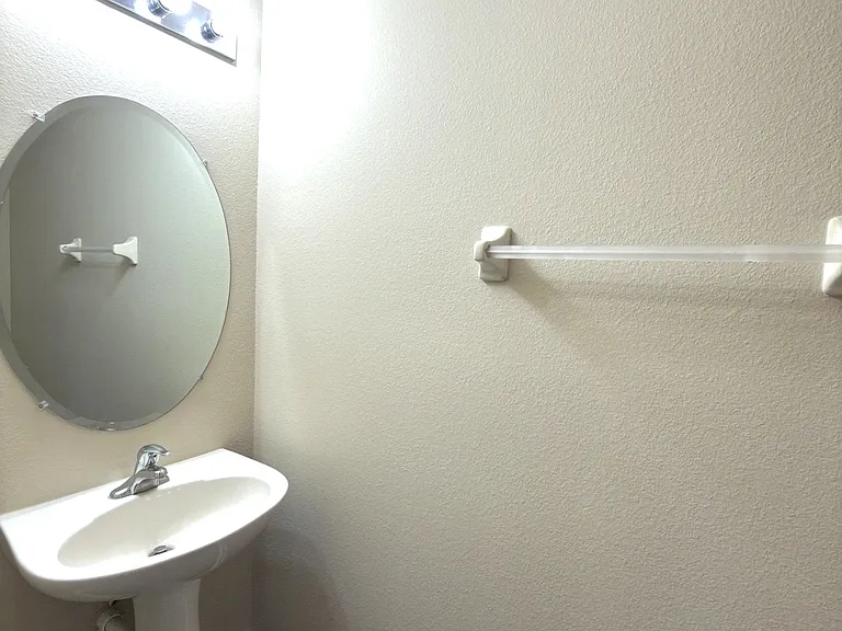 5851 Strada Capri Way — Photo 10