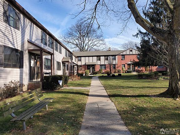 2nd image of 166 Newman St #203Q