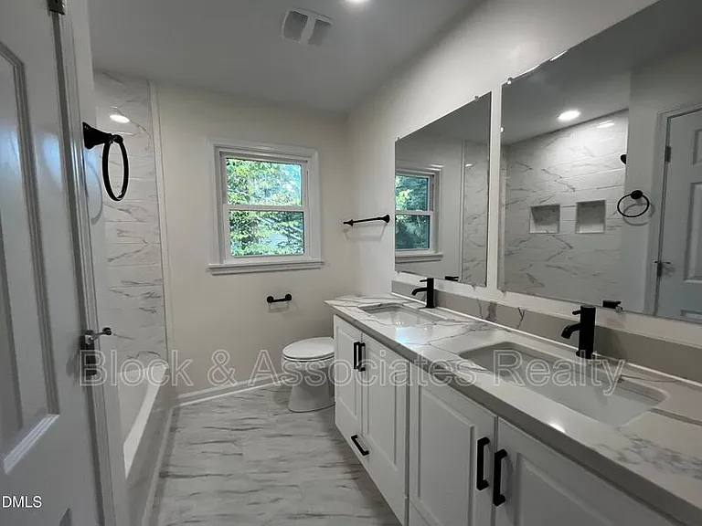 101 Wyoming Dr — Photo 3