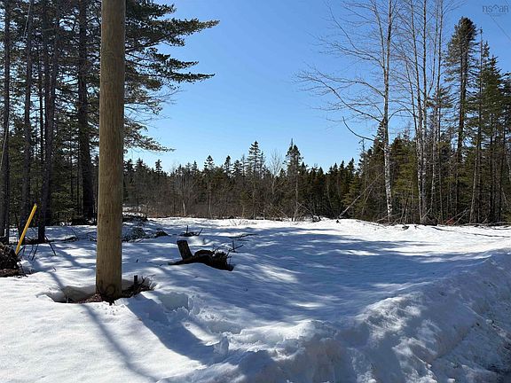 3rd image of Renfrew Rd Lot 5