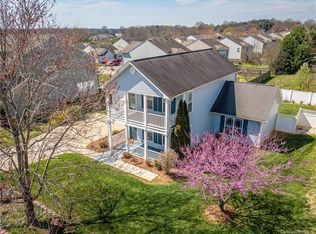 135 Valencia Ln, Statesville, NC 28625
