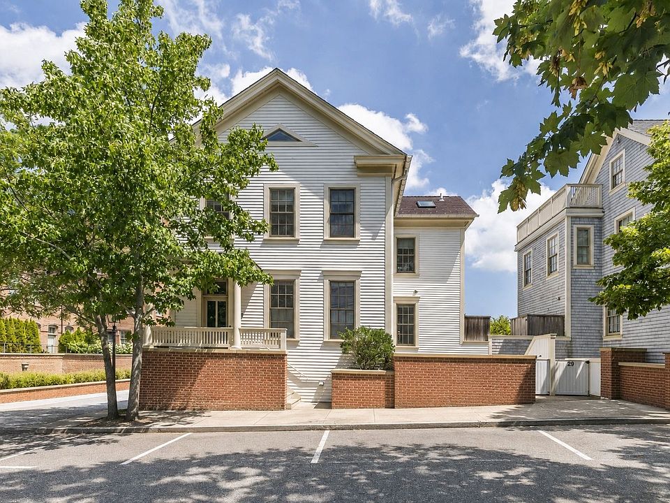 1st image of 25 Church St
