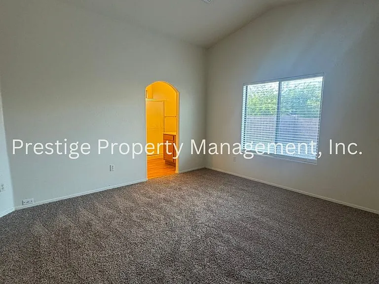 13199 E Alley Spring Dr — Photo 17
