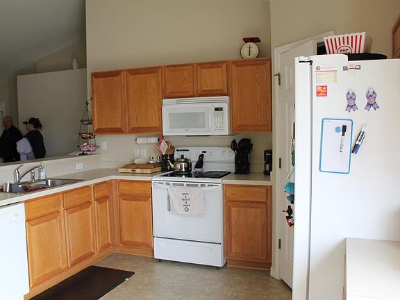 5th image of 121 Nivana Dr