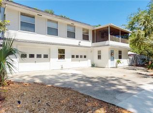 202 Paradise Marsh Cir, Brunswick, GA 31525