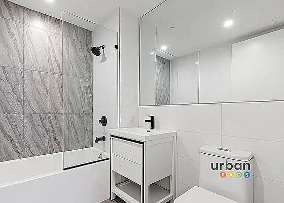 4th image of 282 E 32nd St #2R