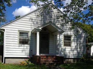 26 Robin Hill Rd, Manchester, NH 03104