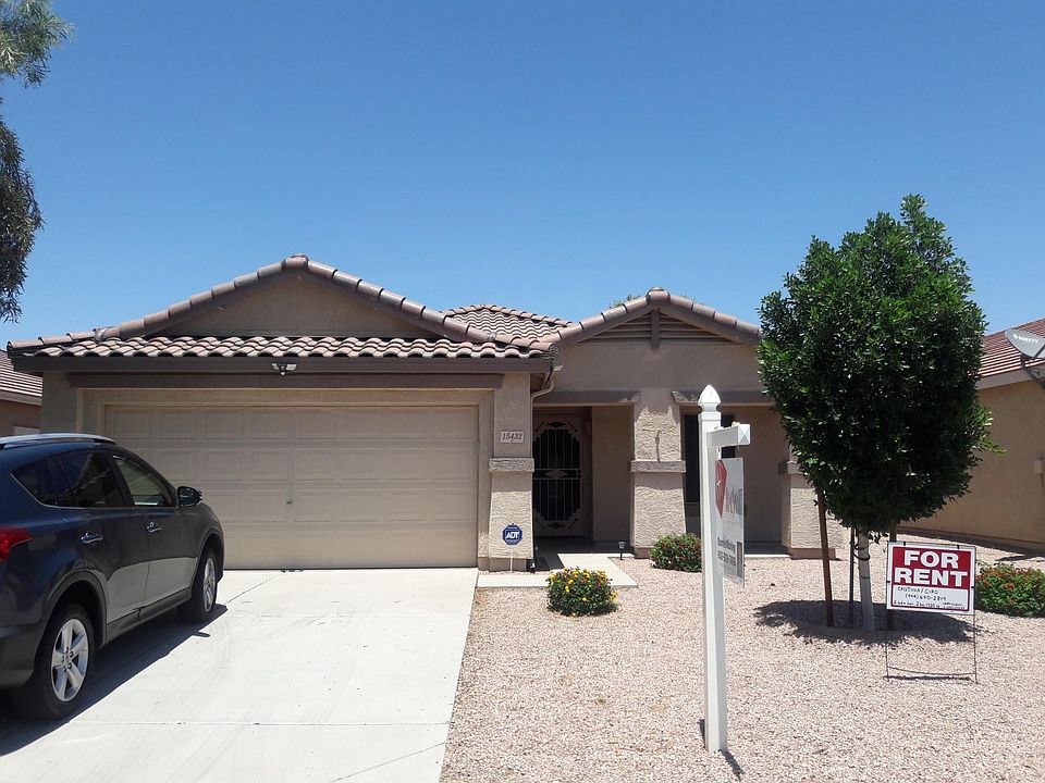 Located in a quite area, walking distance to schools and parks. There is a 2 car garage with insulation.