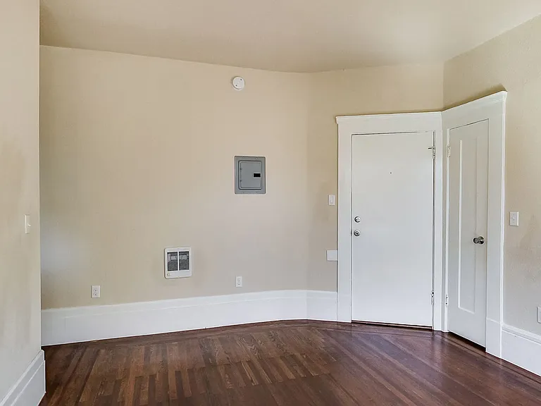 635 Ellis — Photo 15