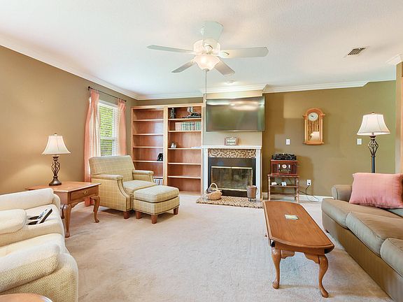3rd image of 21844 Millswood Dr