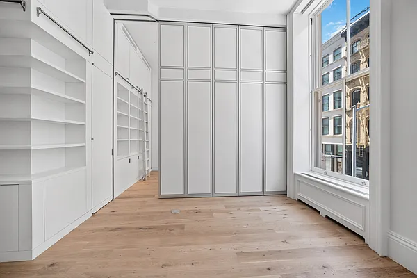 Rented by New York Residence | media 28