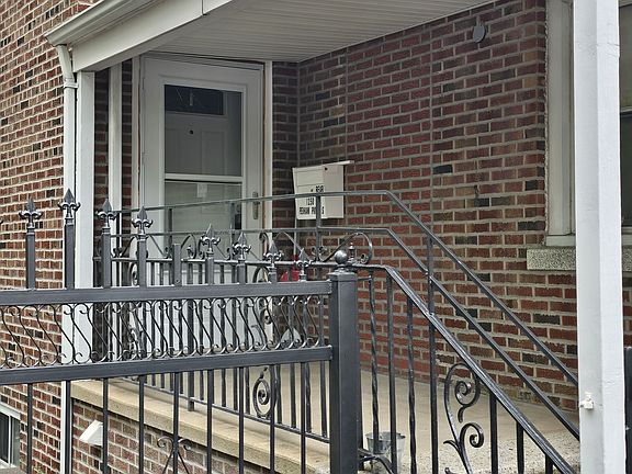 2nd image of 1250 Pelham Pkwy S #B