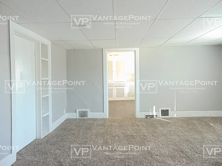 802 Kellogg St — Photo 3
