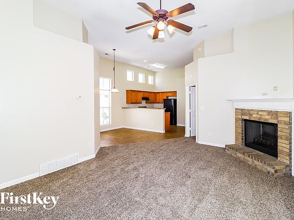 3rd image of 7921 Bay Meadow Cir N