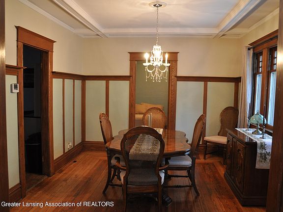 2nd image of 1712 Bradley Ave