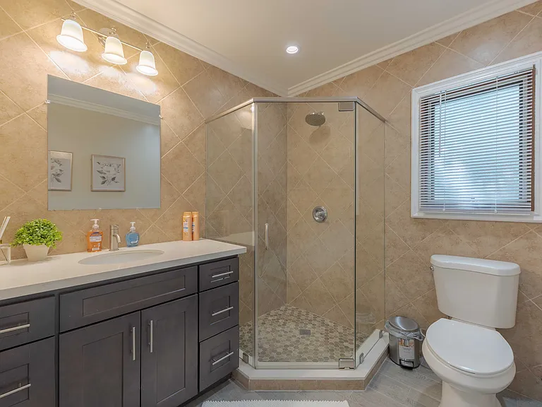 1240 Garfield Ave — Photo 32
