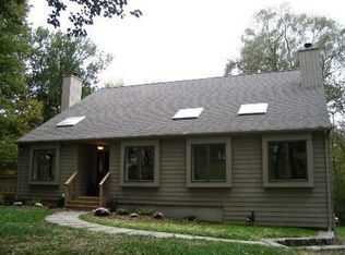 44 Shelley Rd, Bethel, CT 06801