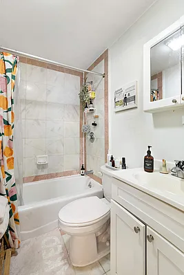 Rented by Compass | media 9