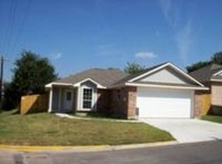 501 Riggs St, Brenham, TX 77833