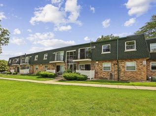 8427 W 99th Ter Unit 35-311, Palos Hills, IL 60465