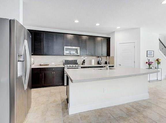 5th image of 319 Bridgeford Dr