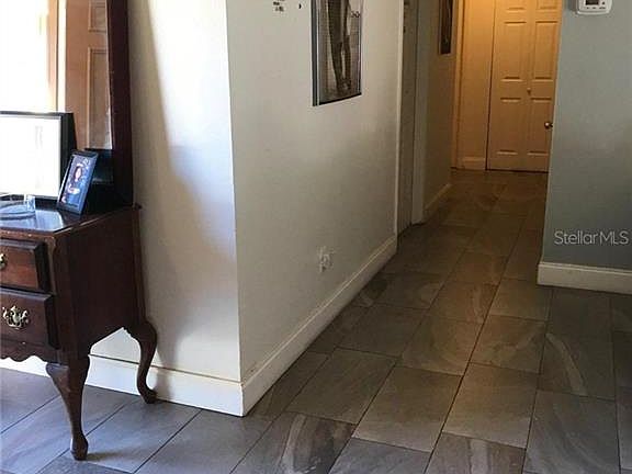 4th image of 2382 Kimberly Dr