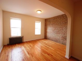 366 4th Ave APT 23, Troy, NY 12182