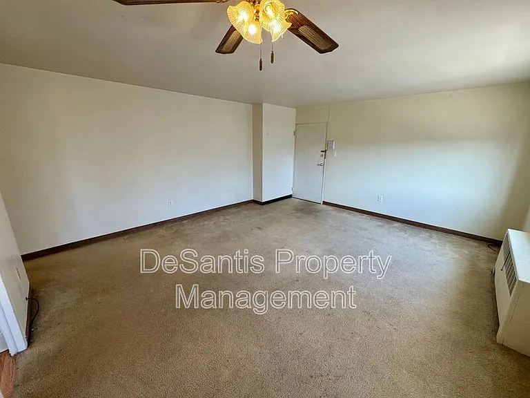 816 Perry Hwy #29 — Photo 7