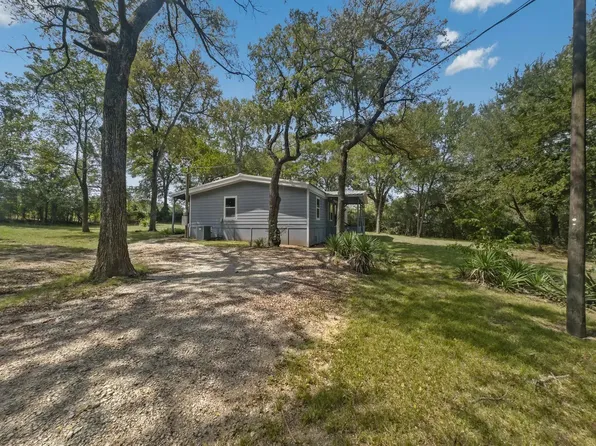 408 W Bells Blvd, Bells, TX 75414
