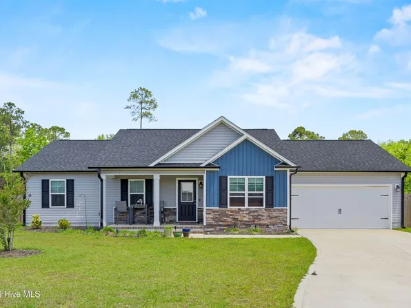 811 E Warner Court, Hubert, NC 28539
