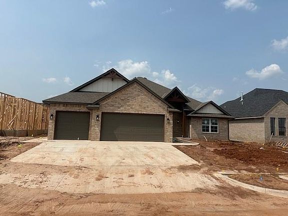 5th image of 6513 NW 146th St