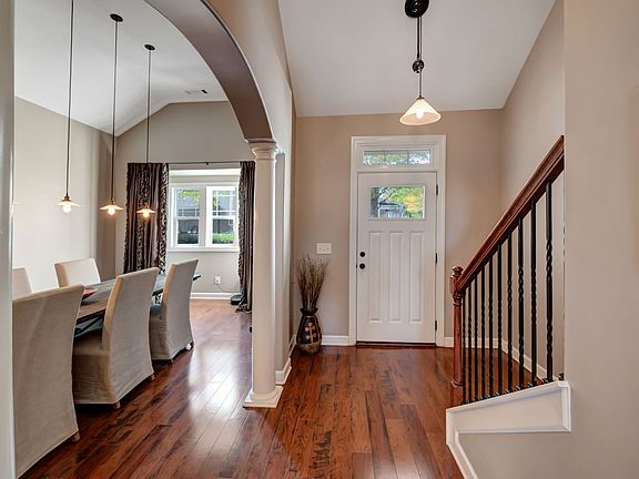 5th image of 3217 Charleston Way