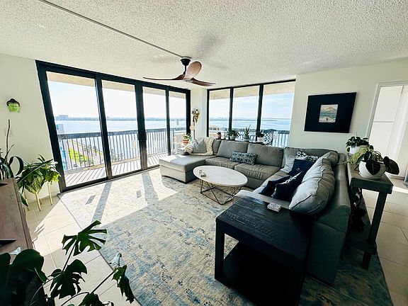 4th image of 2413 Bayshore Blvd Unit 1605