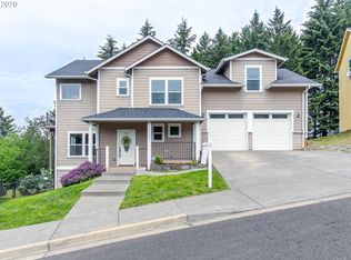 1530 Cottage Heights Loop, Cottage Grove, OR 97424