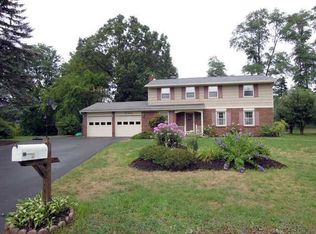 120 Kirklees Rd, Pittsford, NY 14534