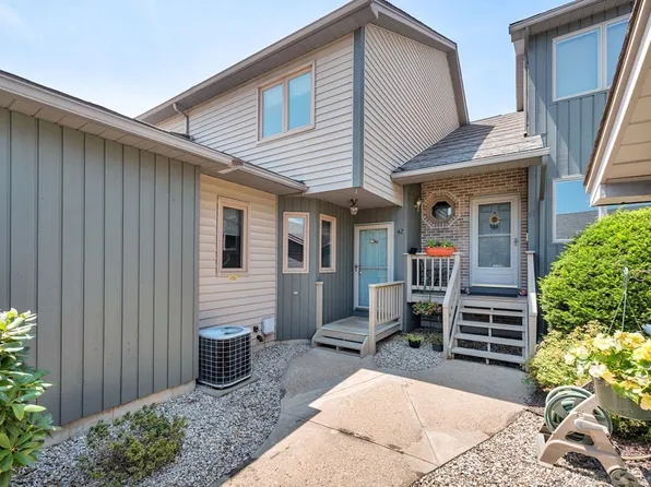 42 Pine Grove Dr, South Hadley, MA 01075