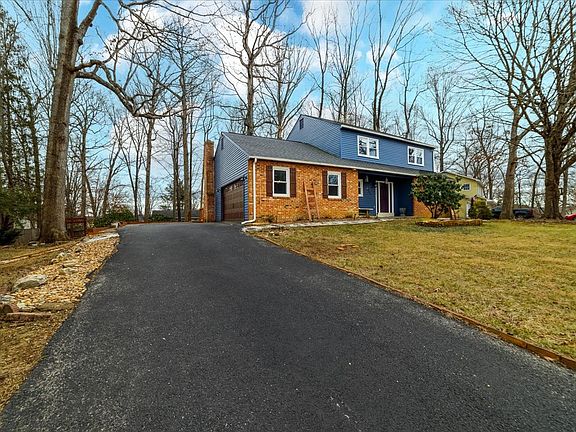 4th image of 2803 Tall Oaks Dr