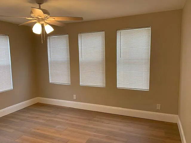 2306 Poplar St — Photo 5