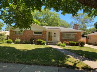 727 Echo Ln, Racine, WI 53406