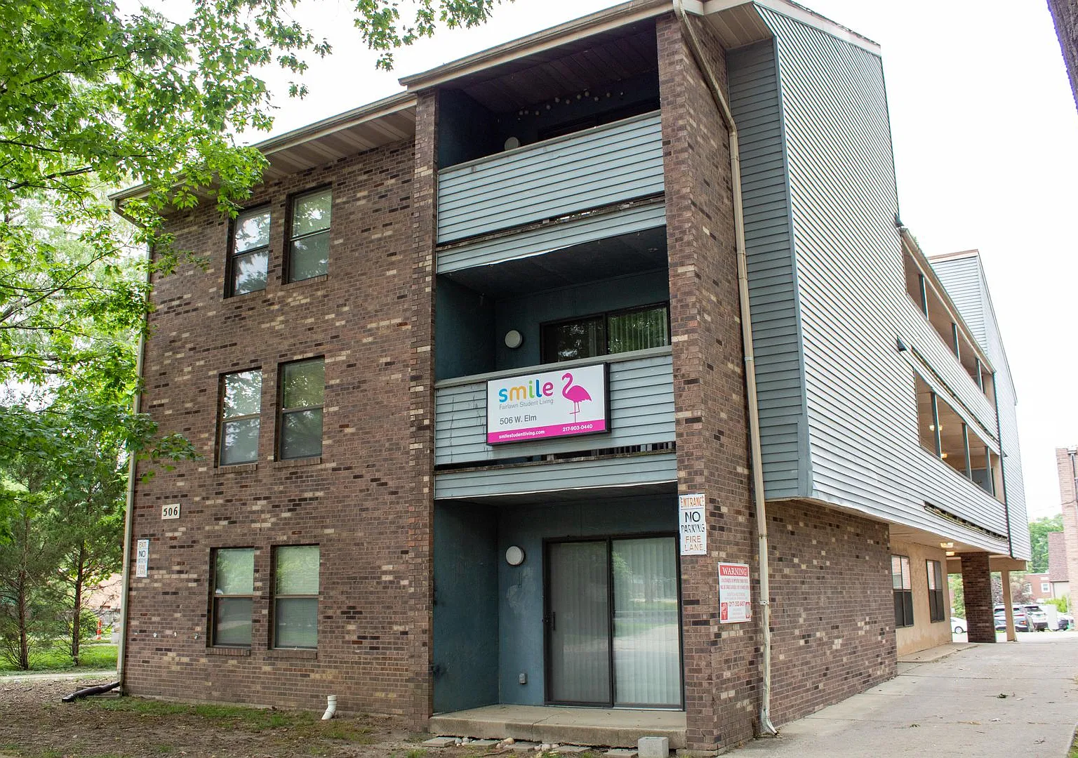 506 W Elm — Photo 3