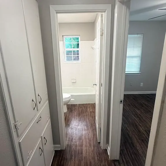 2520 Normont Cir #2520 — Photo 6