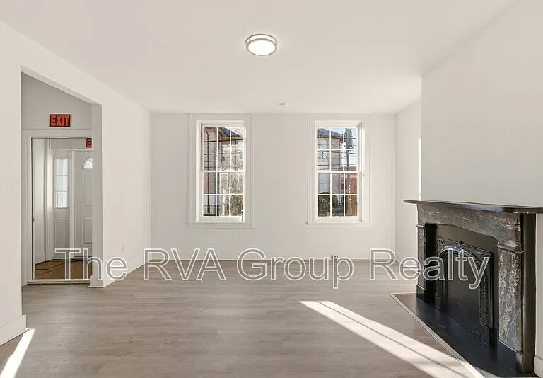 27 S Jefferson St #A — Photo 12